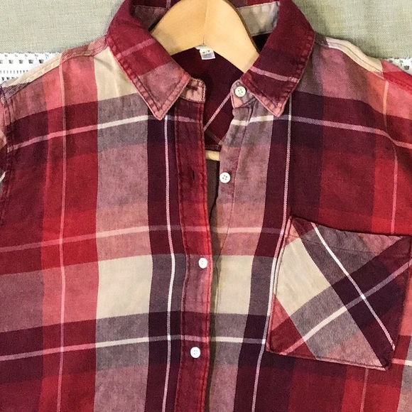 Aeropostale red and cream plaid button down top - Picture 7 of 12